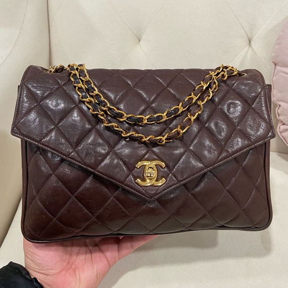 CHANEL Handbags - ❌Gone❌🤎🤎Chanel Vintage Quilted Lambskin Flap Bag